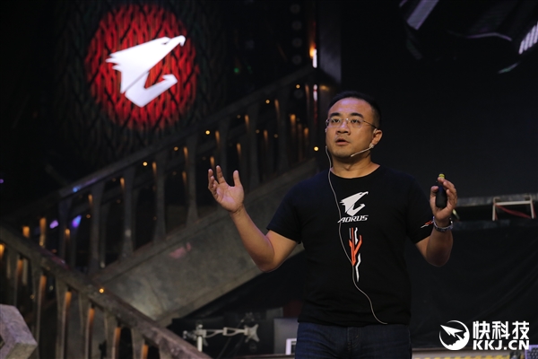 ��Ů����ս�����ζ����羺Ʒ��AORUS��ʽ��������