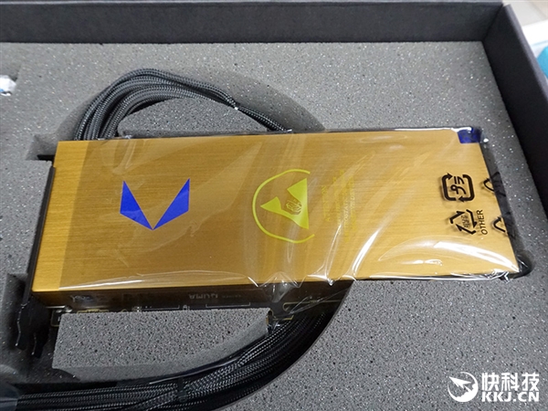 1.67ԪAMD Vega FEձҶԭ