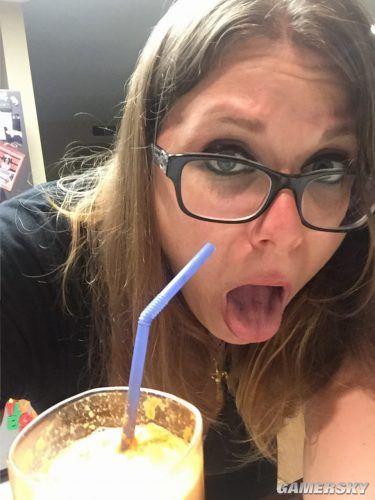 ������Ů�Գ���Ϸ��6��ڰ����� ���ı���˵����һ��