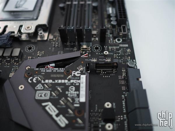 ��˶AMD X399�������庣����ͼ����M.2 SSD��ƾ���