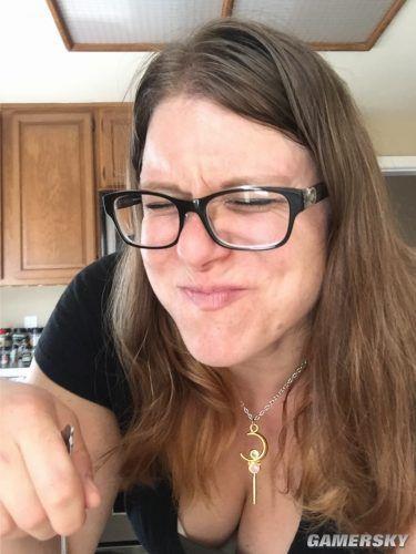 ������Ů�Գ���Ϸ��6��ڰ����� ���ı���˵����һ��