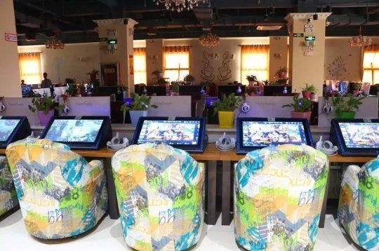 ��������ҫ�������ع⣺1Сʱ6Ԫ ������ʮָ����