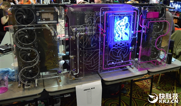 AMD콢ԿRX Vegaװʵ⣺ϷGTX 1080