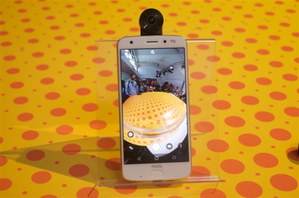 Moto Z2 Force���ͼ�ͣ�6.1mm����������