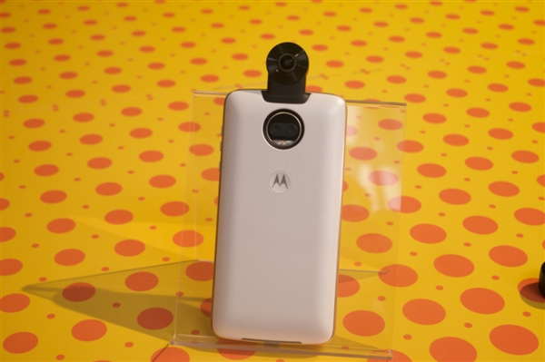 Moto Z2 Force���ͼ�ͣ�6.1mm����������