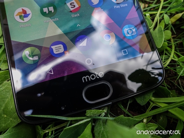 4800Ԫ�����뷢��Moto Z2F������835/������/˫��