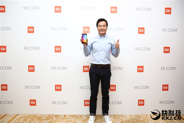 �׾�����С���ֻ���ƻ�����1000�ҵ� ��700��Ӫ��