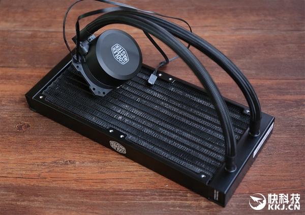 42���Ź⣡�����������B120/B240 RGBˮ��ɢ��������ͼ��