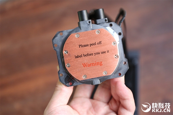 42���Ź⣡�����������B120/B240 RGBˮ��ɢ��������ͼ��