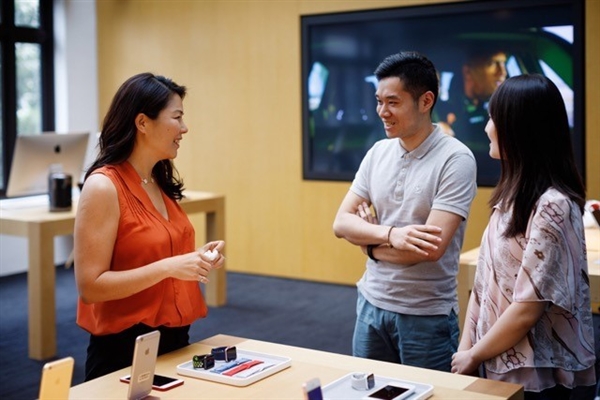 ƻ���й�Ů�ϴ������Ϻ������й�Ա������潻��