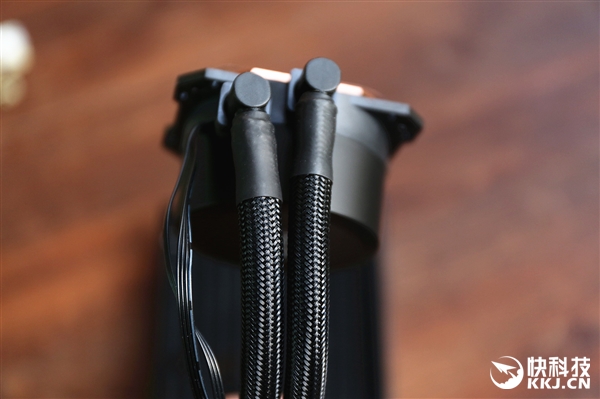 42���Ź⣡�����������B120/B240 RGBˮ��ɢ��������ͼ��