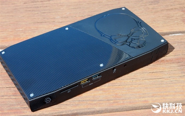 Intel�����׼�ŭ��NUC�״���4���ģ�