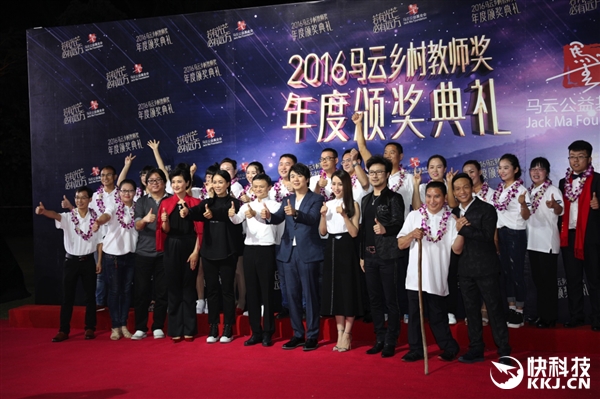 ����ĬĬ��������� ֻ���������߼��Сʱ����