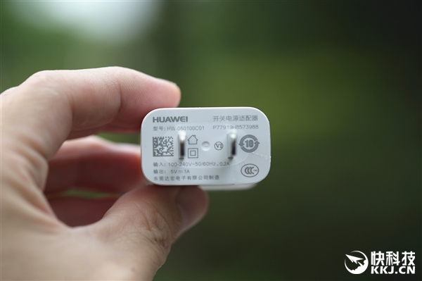 ��ҫV9 play��ɫ���׷����䣺������������ʸ�