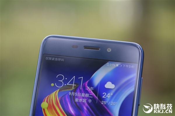 ��ҫV9 play��ɫ���׷����䣺������������ʸ�