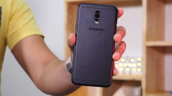 �й��ع�������Galaxy C8����������˫��/������P25