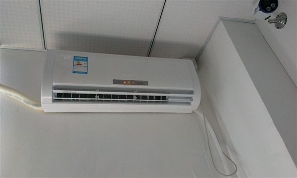 ����ΪԱ����3000��ס�� ����Ϊ��������һ����