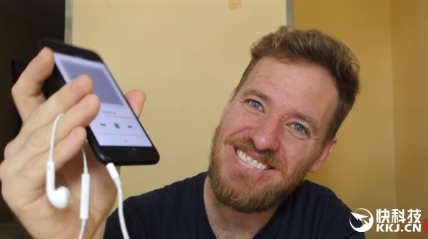 iPhone 7������ʵ��3.5mm�����ף���ǿ������