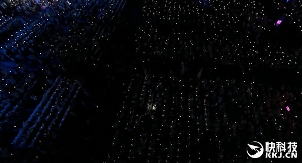 ���Ȱ��˻ῪĻʽ���������4���ֻ�����ȫ��������ߴ�����