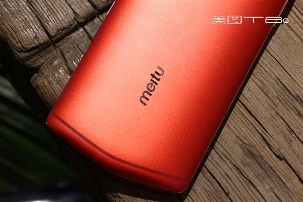 ˫�������ĸ�ϸ�壡��ͼ�׿�˫���»�T8sͼ��