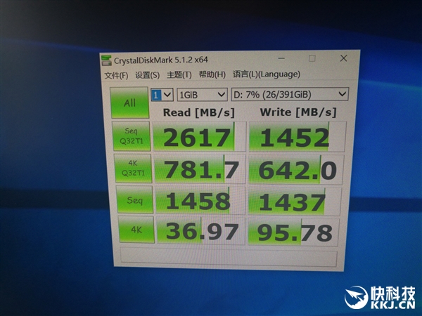 ��ֹ���Կ���Ӱ�۱����洢���̣�����8TB SSD