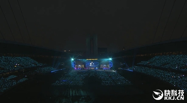 ���Ȱ��˻ῪĻʽ���������4���ֻ�����ȫ��������ߴ�����