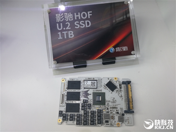 ��ֹ���Կ���Ӱ�۱����洢���̣�����8TB SSD