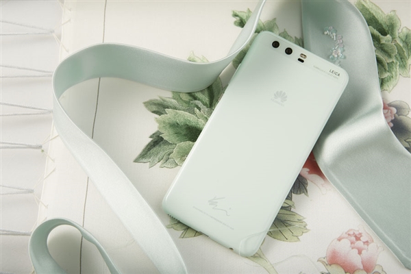 6088Ԫ����ΪP10 Plus��ɫ������ŦԼʱװ�ܣ�����