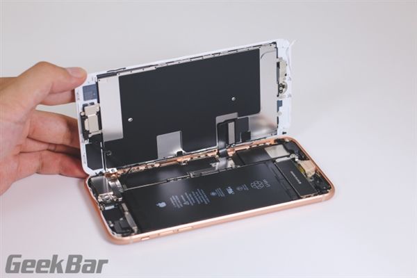 ǿiPhone 8ĲƤȻһiPhone 7