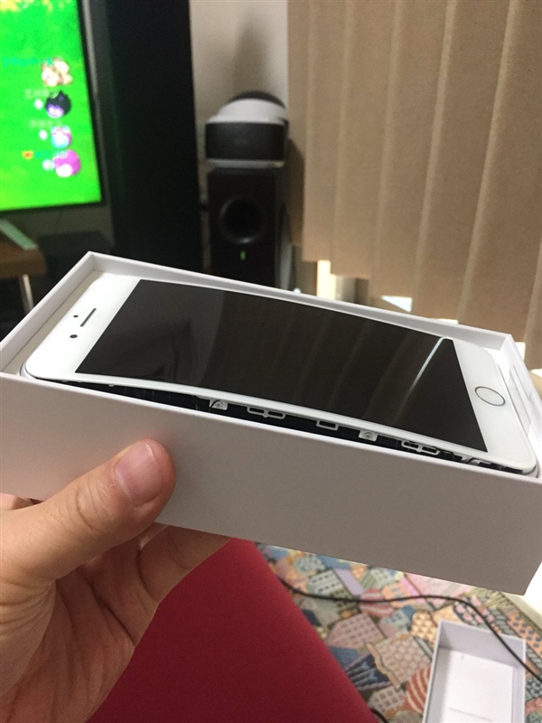 ȫ���������ձ�һ̨iPhone 8 Plus���б��ѣ���عİ�