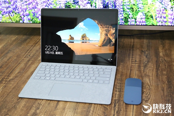΢��Surface Laptop����ͼ�ͣ�13����ǿ�ᱡ��