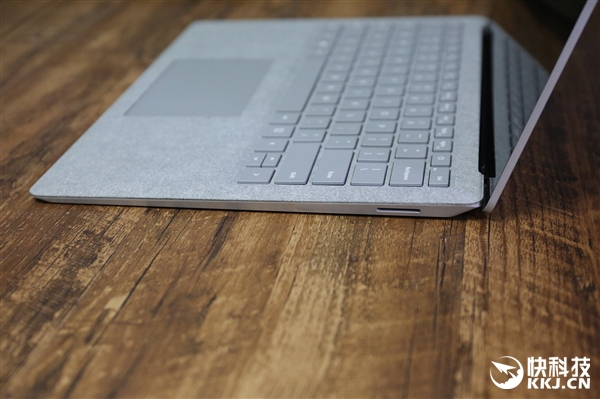 ΢��Surface Laptop����ͼ�ͣ�13����ǿ�ᱡ��