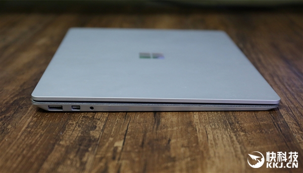 ΢��Surface Laptop����ͼ�ͣ�13����ǿ�ᱡ��