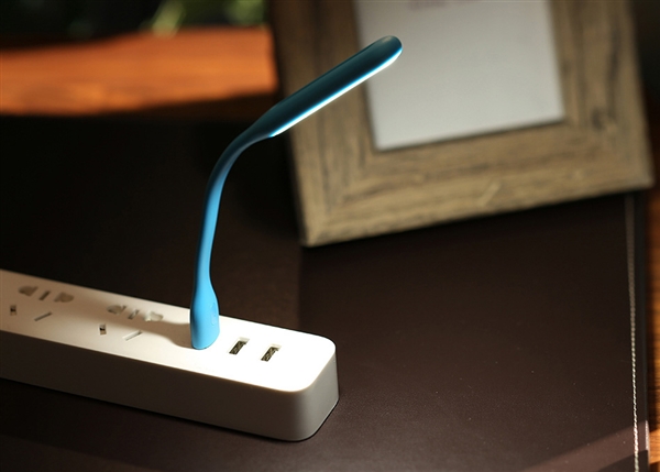 С����̬����Ʒ����һ��LED���������ˣ�