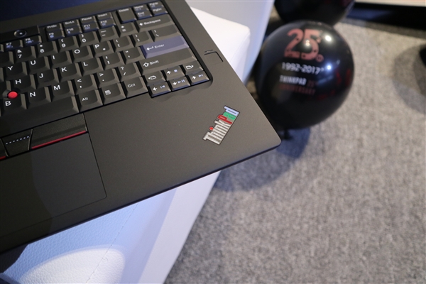 12999Ԫ1ǧ̨ThinkPad 25ذͼͣ