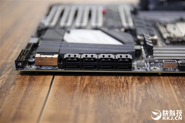 AORUS X299 Gaming 9忪ͼͣ5599Ԫ羺