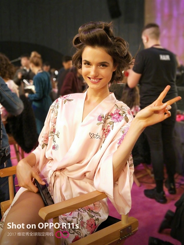 ̫ԸάܳģOPPO R11sʵţѪ