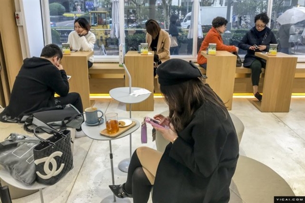 ����Ͷ���˺��̲�����Ͷ��5���̲�꿪ҵ��