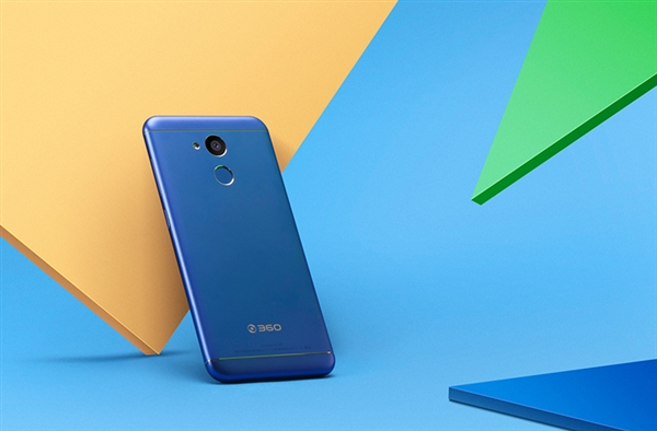 2999Ԫ��360 N6 Pro��ǰ�ع⣺˫��/6GB�ڴ�