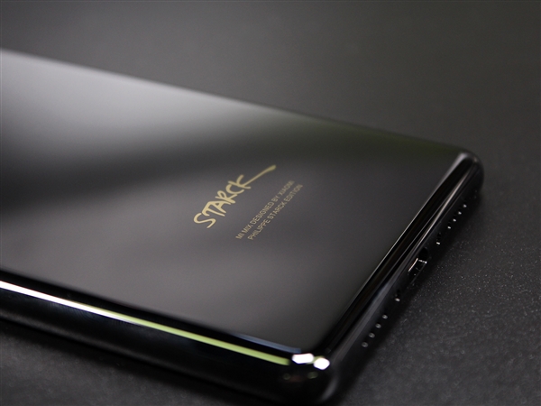 ����֮����С��MIX 2˹����������ͼ�ͣ�ȫ�մɾ���