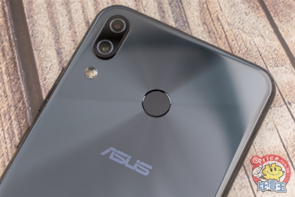 ˶ZenFone 5䣺90%ռ