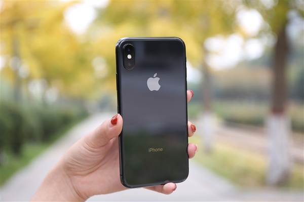 ׿ӪĬĬ᣺iPhone Xҵ1/3