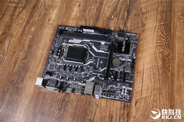 Intel�ڿƼ��ӳ֣�Ӱ��B360M-M.2���忪��ͼ��