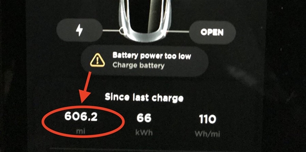 ��˹��Model 3���µ��γ�������¼�¼��975����