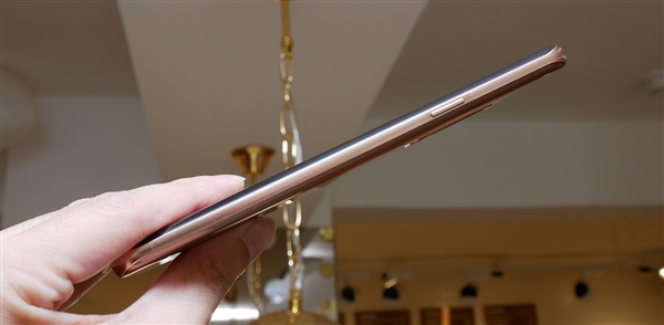 6388Ԫ ����Galaxy S9+�����𷢲�������Exynos 9810