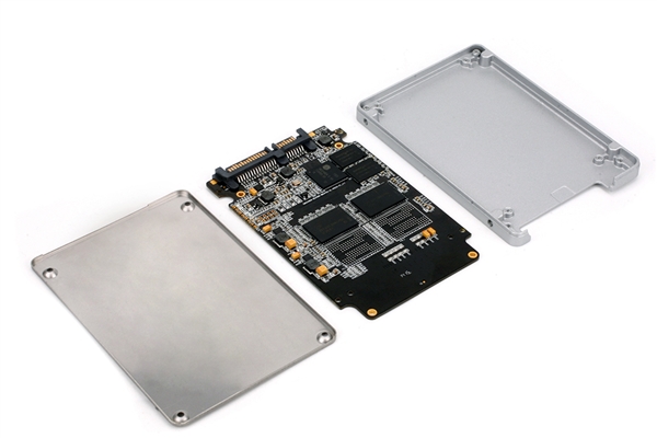 Intel MLC�������ģ��߲ʺ緢ȫ��1TB Boost SSD��д����