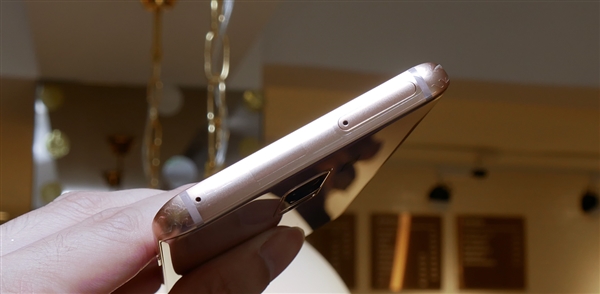 6388Ԫ ����Galaxy S9+�����𷢲�������Exynos 9810