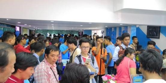 ���������ֻ�������ս�����°볡 ��ҫ�ĺ���Ŀ��Ҳ�͡�һ�롱�й�