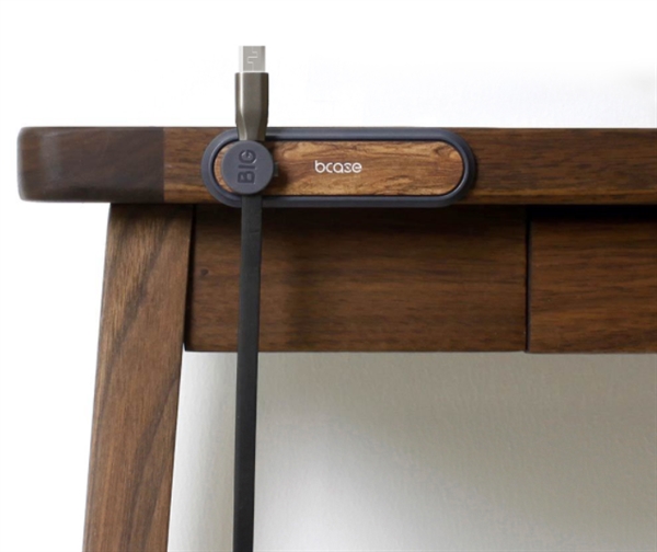 С����Ʒ�ϼܴ��������߼У�25Ԫ/�߼���