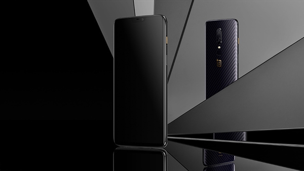 ��������Ƭ����һ��6 �ٷ���Ӧ